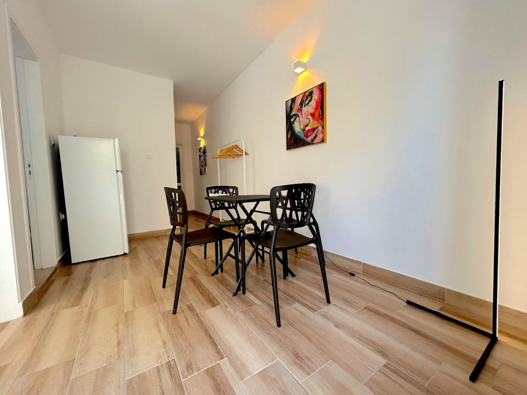 Queen Regina Suites By Platform 357 Nicosia Exterior photo